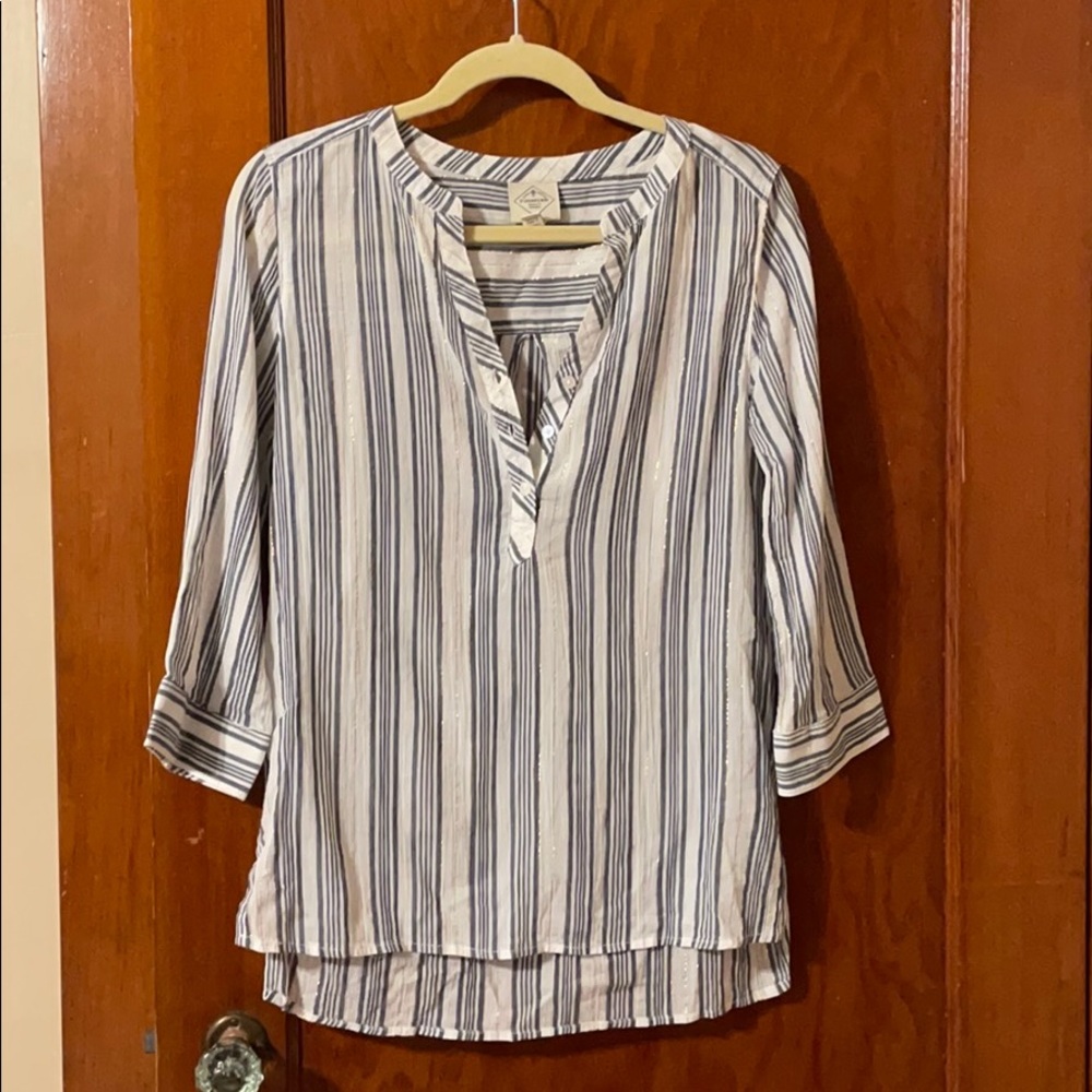White blouse with blue and gold stripes